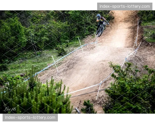 RST前叉携热销新品亮相ADL速降联赛,以专业性能助力极限征程 RST前叉携热销新品亮相ADL速降联赛,以专业性能助力极限征程